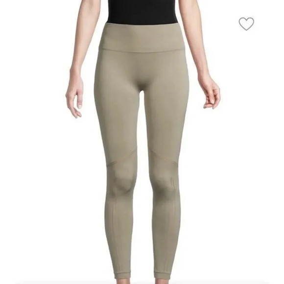 Max Studio performance NWOT leggings 
High-Rise - Picture 1 of 5